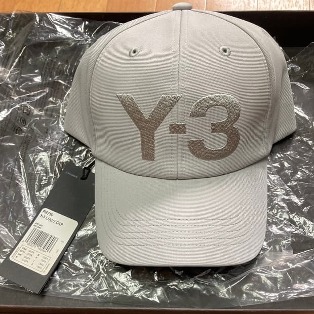 y-3볼캡