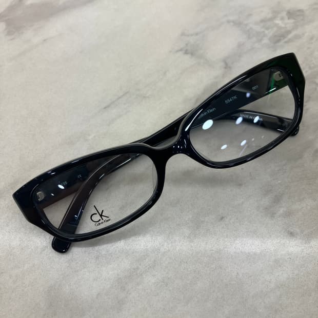 캘빈클라인 CK 블랙 소프트 스퀘어 뿔테 안경