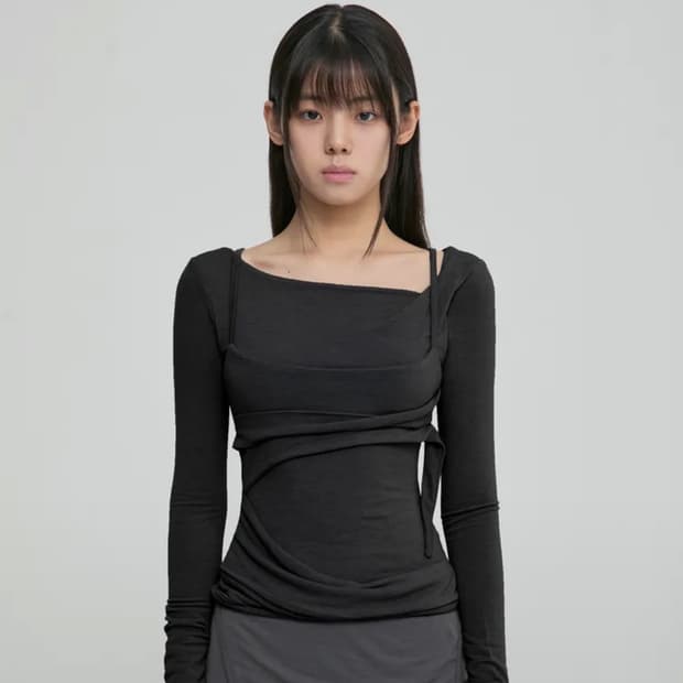 [새상품/당일배송] 플레어업 레이어드 뷔스티에 롱슬리브 블랙