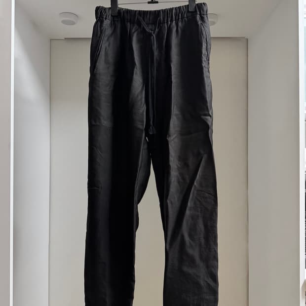 지기첸 TAPERED TROUSERS