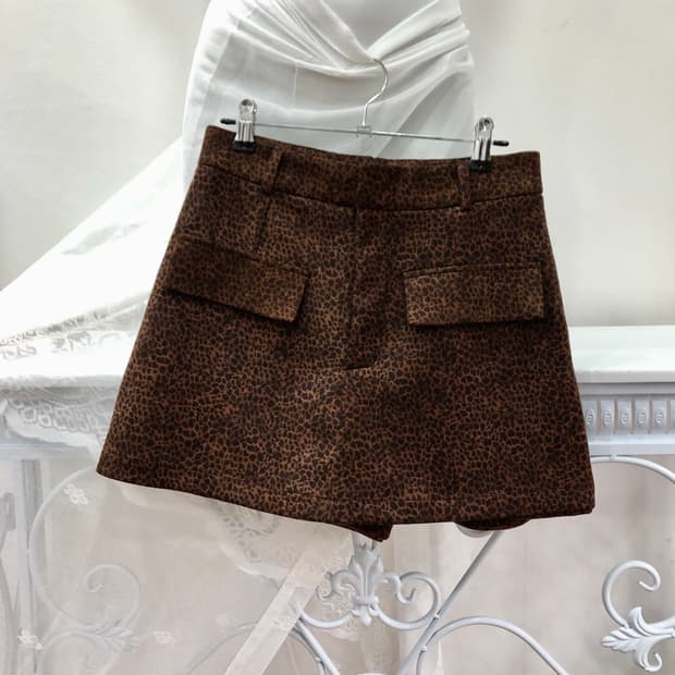 brown leopard pattern skort