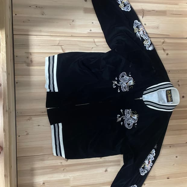 스카잔 용자수 자켓 