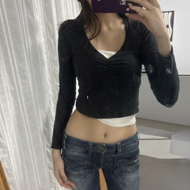 BRANDY MELVILLE 블랙 티