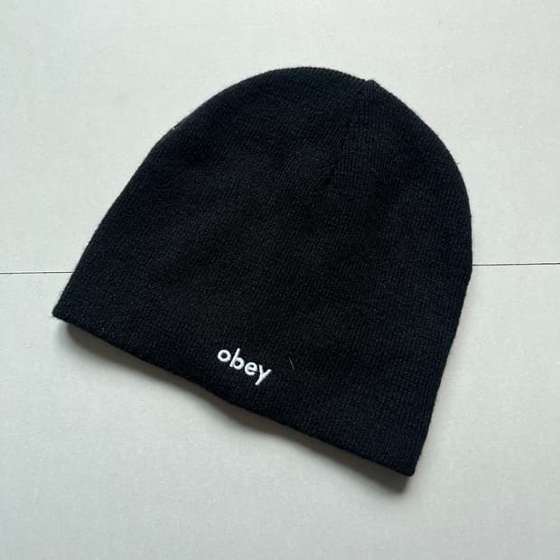 OBEY ๋น๋