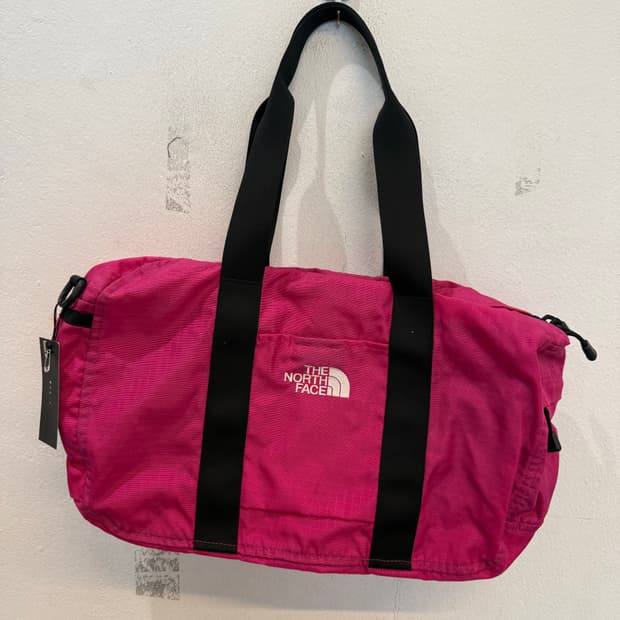 THE NORTH FACE bag pink 