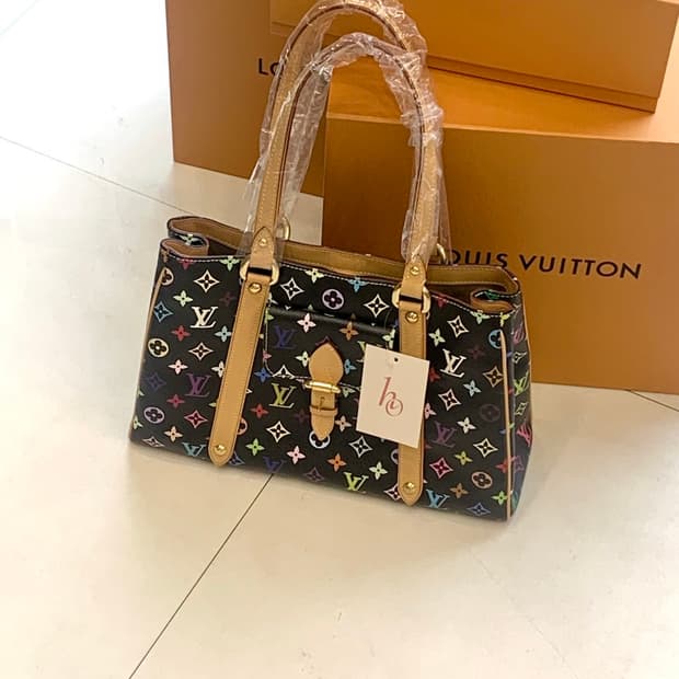 루이비통 멀티 오렐리아 MM 숄더백 (정품)