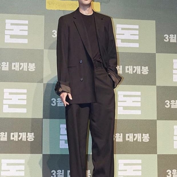 우영미 18fw 오버핏 턴업 블레이저