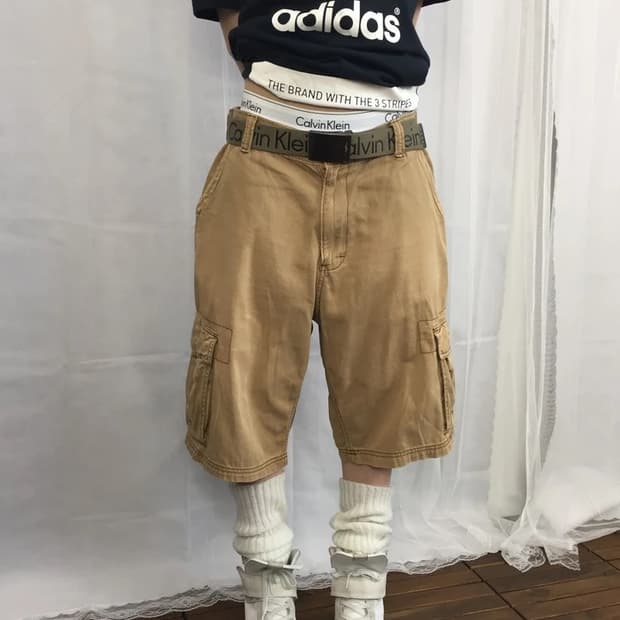 Levis Beige Cargo Shorts