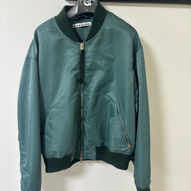 아크네 스튜디오 X 허니 퍼킹 디존 봄버 자켓