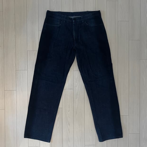 이세이 미야케 인디고 블랙 그라디엔트 데님진