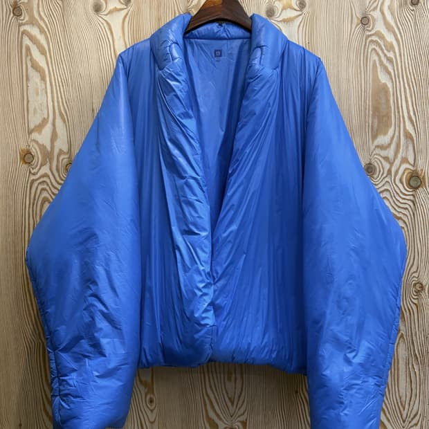 이지 갭 라운드 패딩