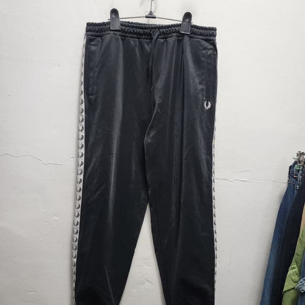 프레드페리 사이드라인 트랙팬츠 