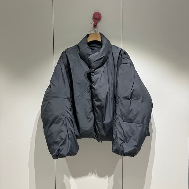 자라 핀치드 패딩