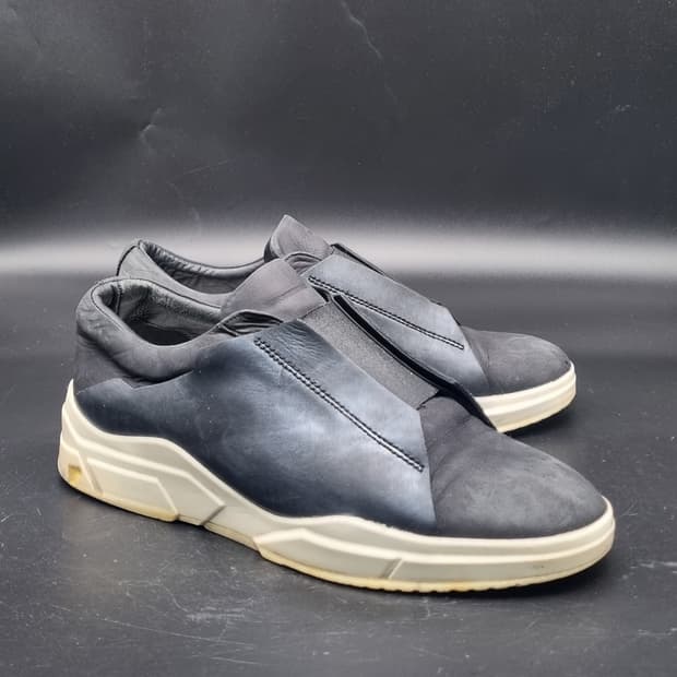 솔리드옴므 남성스니커즈42 270