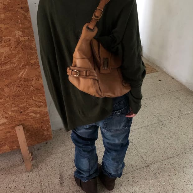 shoulder bag / daks