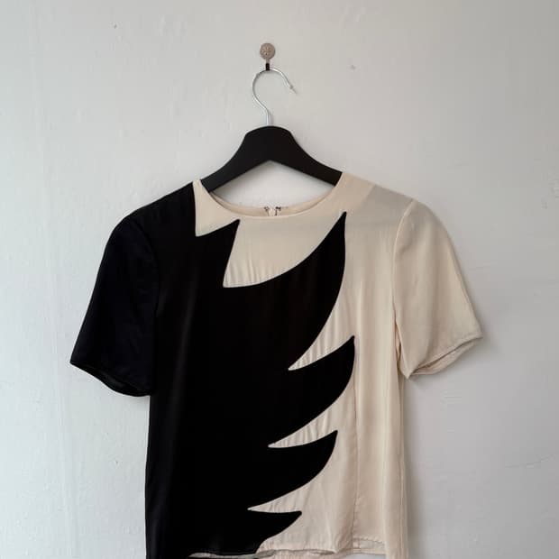 Marc by marc jacobs top