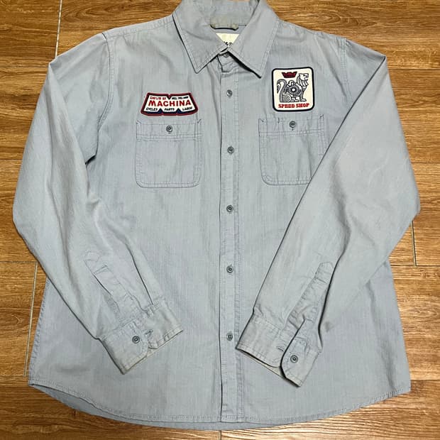 데우스 셔츠 모토