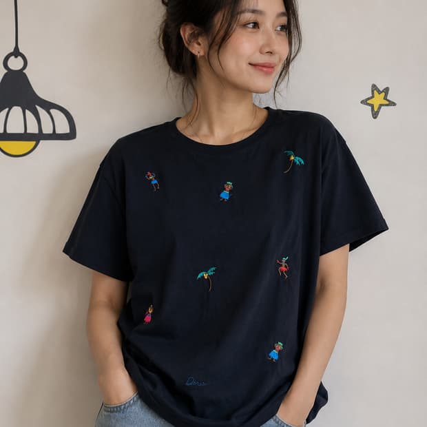 Atelier Doree 하와이안 훌라댄스 자수 블랙 반팔 티셔츠