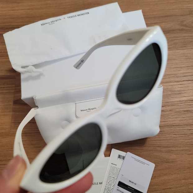 젠틀몬스터마르지엘라 콜라보MM108-W2.