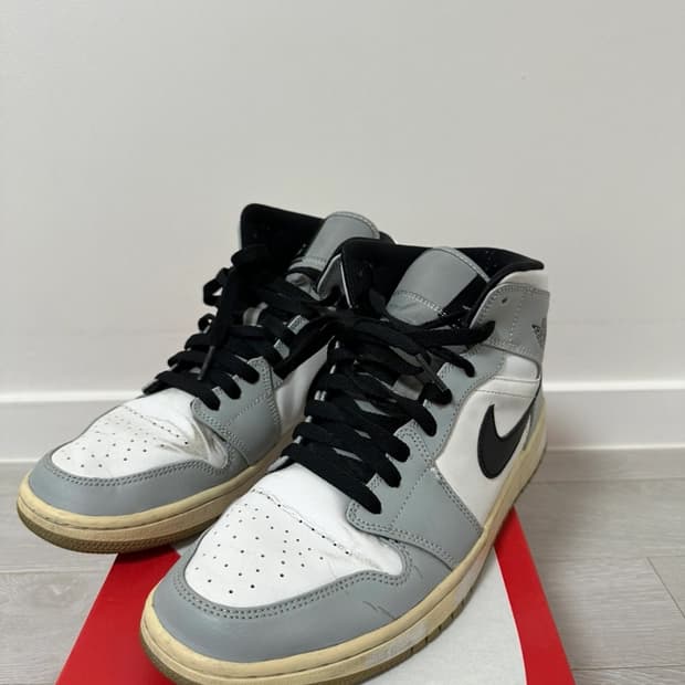 나이키 조던 1 미드나잇 스모크 그레이