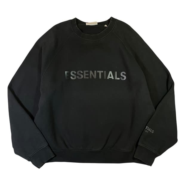 에센셜 빅로고 스웻셔츠