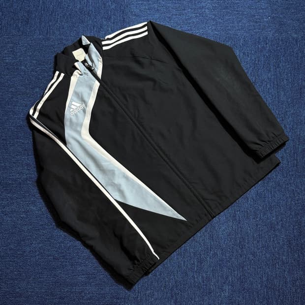 아디다스 올드스쿨 바람막이