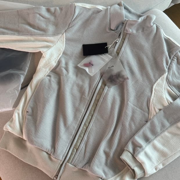 Xlim EP.9 01 JERSEY IVORY / OFF WHITE