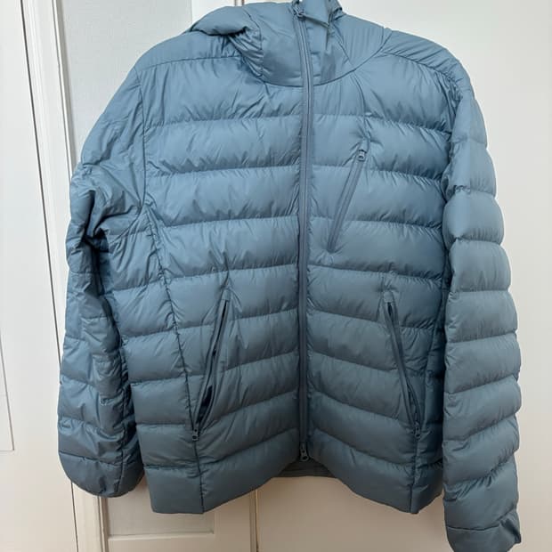 무신사 스탠다드 품절 경량 패딩 판매합니다