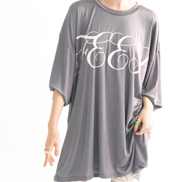 샵페어리shining boxy lettering t-shirt