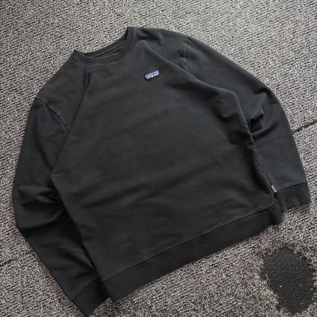 파타고니아 스몰로고 크루넥 맨투맨 3924