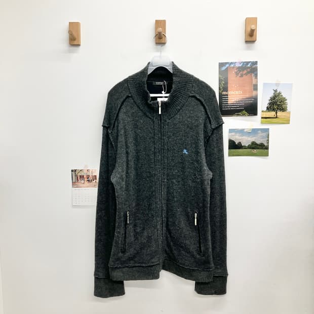 버버리 인사이드아웃 니트 집업 자켓