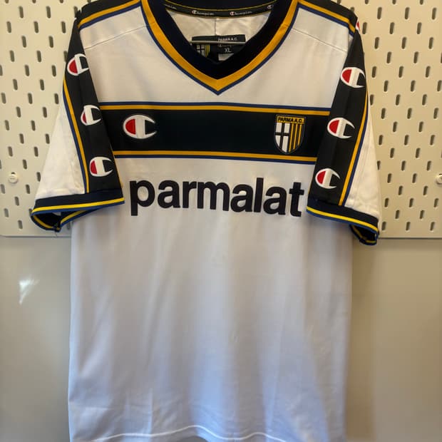 02-03 파르마 유니폼