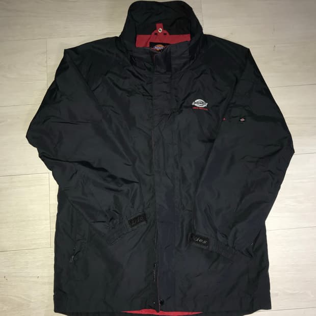 디키즈 하프점퍼 블랙