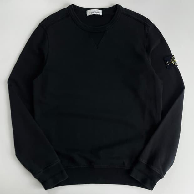 Stone Island  스톤 아일랜드 와펜 블랙 맨투맨