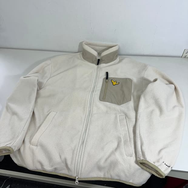 M 마크곤잘레스 아이보리 후리스집업