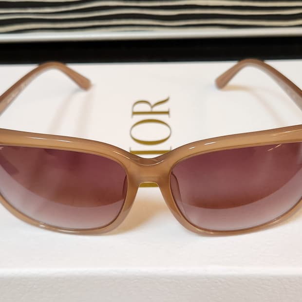 살바토레 페라가모 SF748SK 선글라스