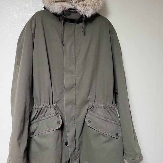 이브살로몬 옴므