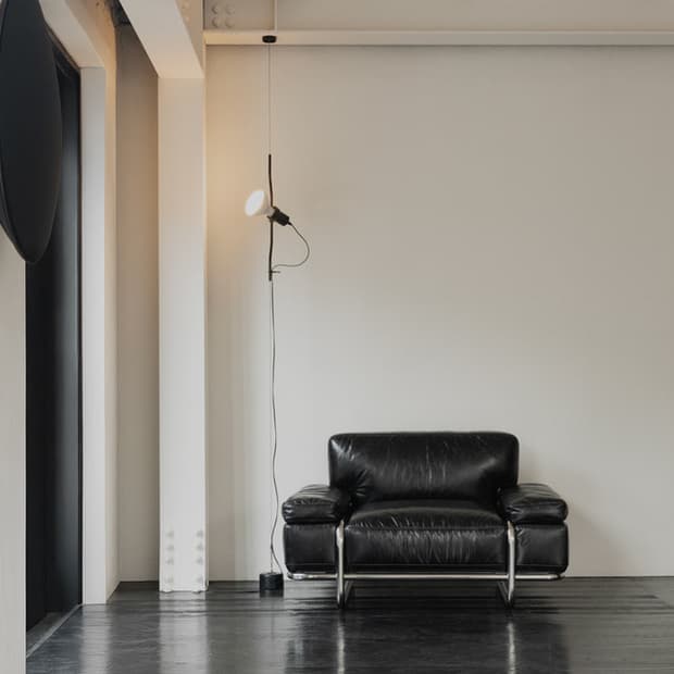 Lc3 munito NOIR SOFA Leather