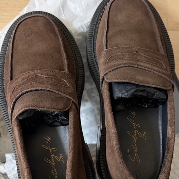 STU Office 스웨이드 로퍼 42 팝니다