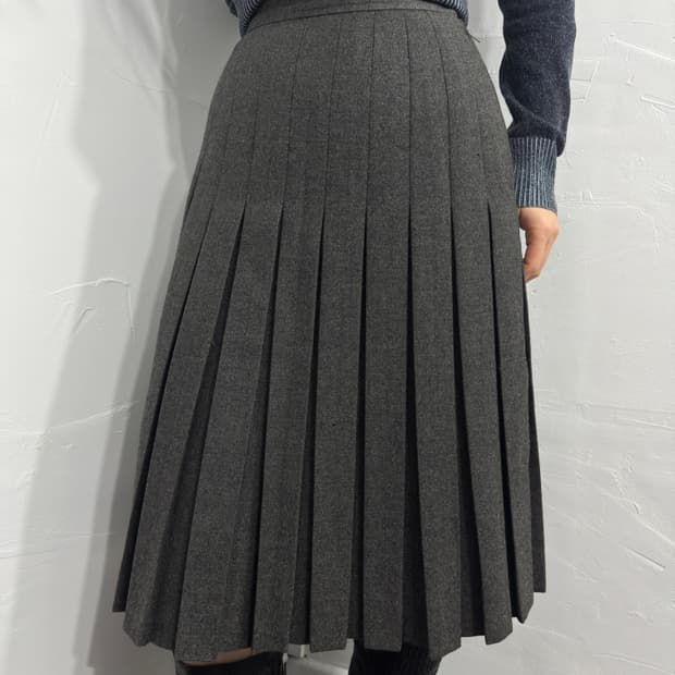 givenchy pleats wool skirt