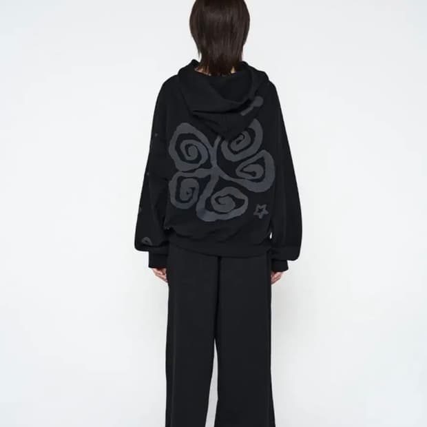 Kul큘 spiral harmony hoodie black