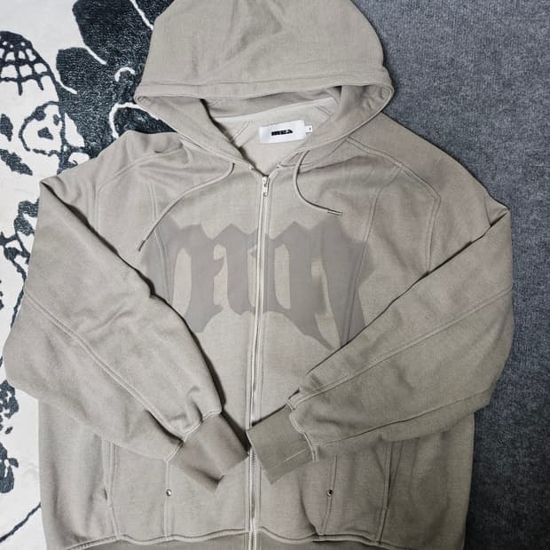 메아 스터드 프린팅 후드집업 3사이즈