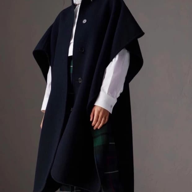 버버리 리버시블 체크 케이프코트