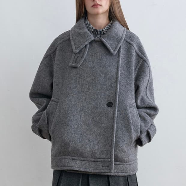 기준 울 하이넥 하프 코트