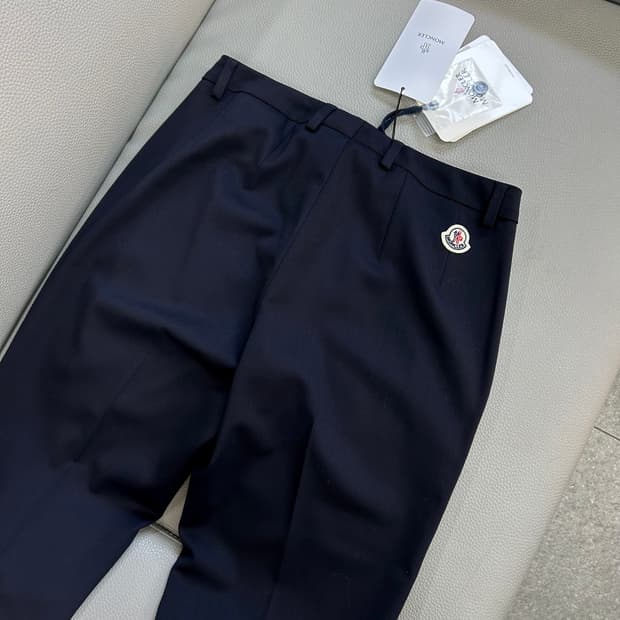 몽클레어 여성 와펜 울 슬랙스 팬츠(62/38)새상품