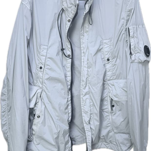 Cp컴퍼니 나이크라 R렌즈 자켓 드리즐 그레이 바람막이 50