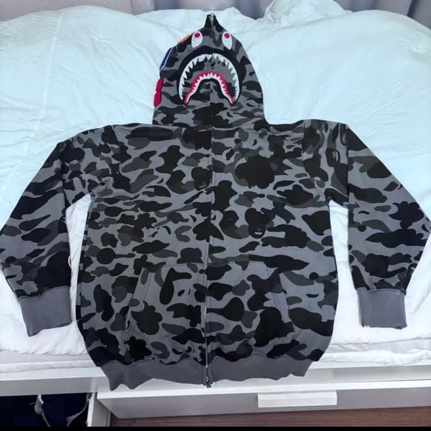 베이프 후드집업 그레이(새상품급) m