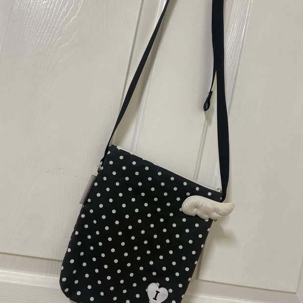 Isummerly 땡땡이 크로스백