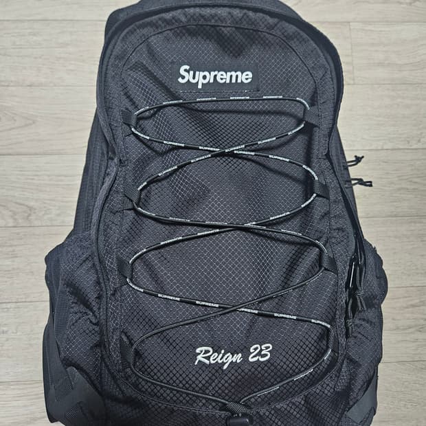 슈프림 백팩 블랙 22ss