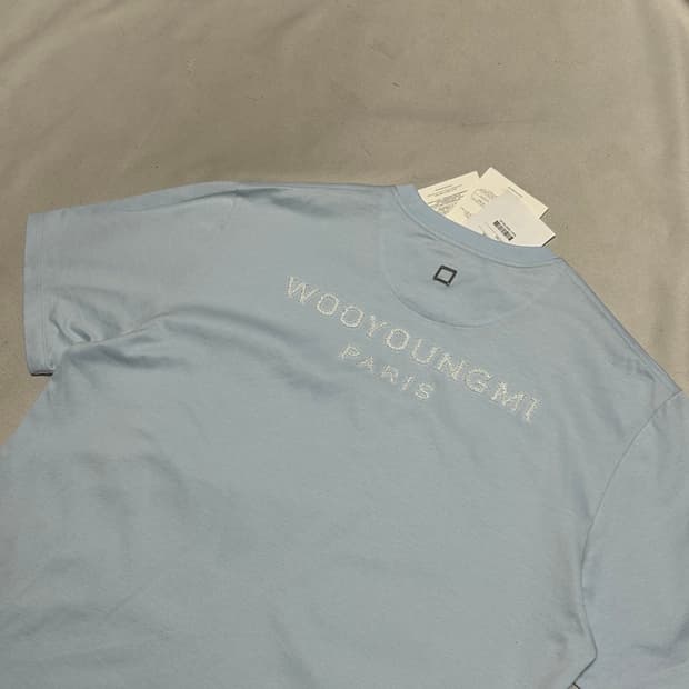 50 새상품 우영미 반팔 티셔츠 